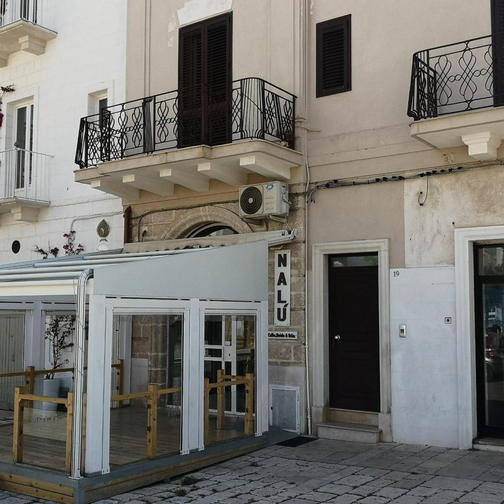 Dimora Trinity - Central Rooms Polignano a Mare Exterior photo